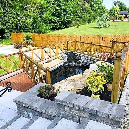 Grangeview House *